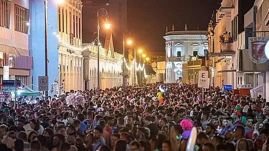 Bloco do Galo confirma presença e promete arrastar multidão no Jaraguá Folia