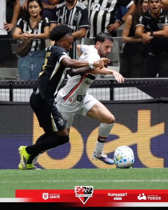 É Pura Adrenalina! A Maratona Ininterrupta da Notícia nos Canais de TV Paga!