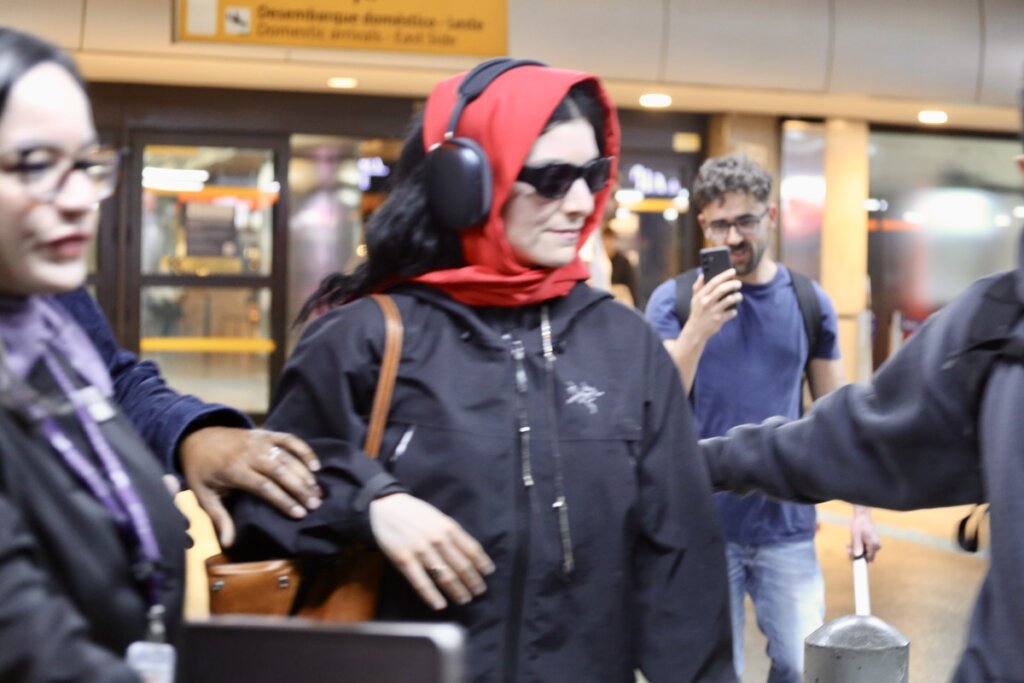 Addison Rae e Lorde Chegam ao Brasil e o Lolla Ferve!