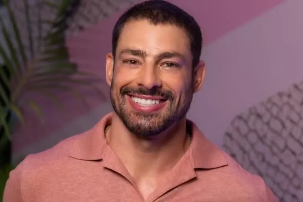 Cauã Reymond é Flagrado aos Beijos com Novo Amor