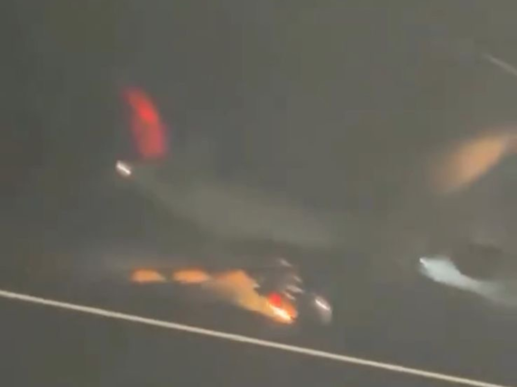 Que Perrengue! Motor de Avião Explode Após Decolagem em GRU e Piloto Vira Herói Com Pouso de Emergência!