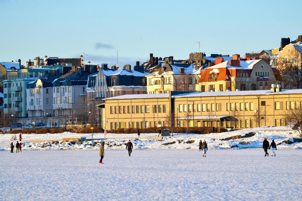 Chega de Bad! Os Países Mais Felizes de 2026 Foram Revelados!