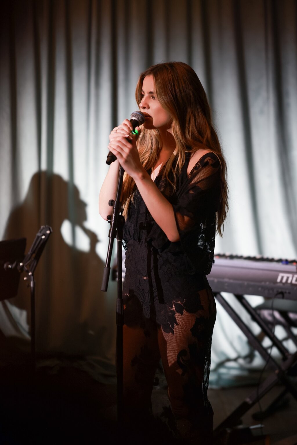 Giulia Be Aquece a América do Norte com ‘Grey Zone’ e Agenda Internacional Bombando!