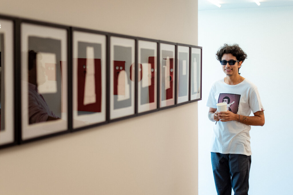 Raylton Parga Traz a Abstração Quebrando Tudo no Teatro Nacional com a Série FORMS!