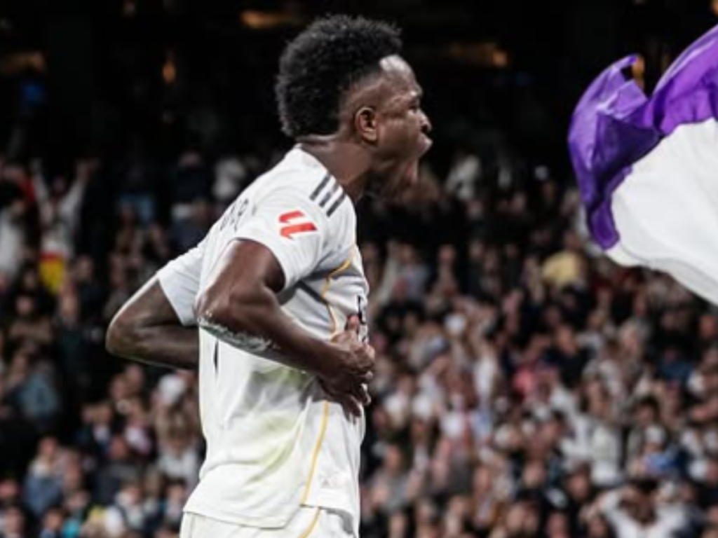 QUE CRAQUE! Vini Jr. Vira Gênio na Champions e Deixa Messi Comendo Poeira em Marca Histórica!