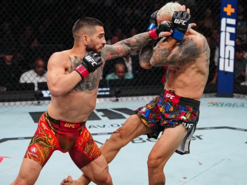 Charles do Bronxs Agita SP em Evento de MMA com Disputa de Cinturão!