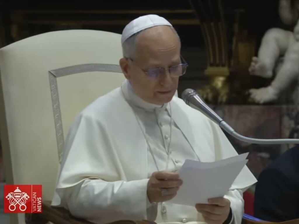 Trump Ressuscita Barraco e Ataca Papa Leão XIV em Redes Sociais: “Fraco” e “Ingrato”