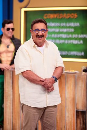 SURTO! Versão Brega de “Rensga Hits!” Avança com Tudo e Já Escala Elenco!