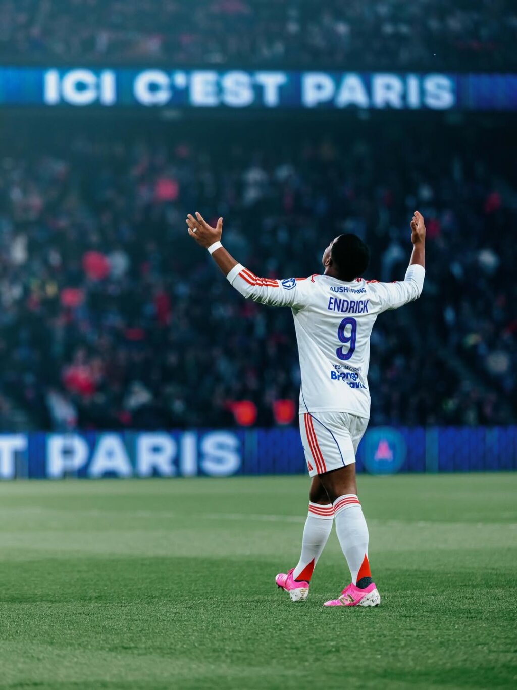 Endrick Entra no “Modo Fera” e Faz Jornais Europeus Babarem Antes da Copa!