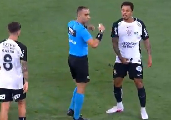 Allan Endoidou? Volante do Corinthians Pede Perdão à Fiel Após Gesto Obsceno e Expulsão!