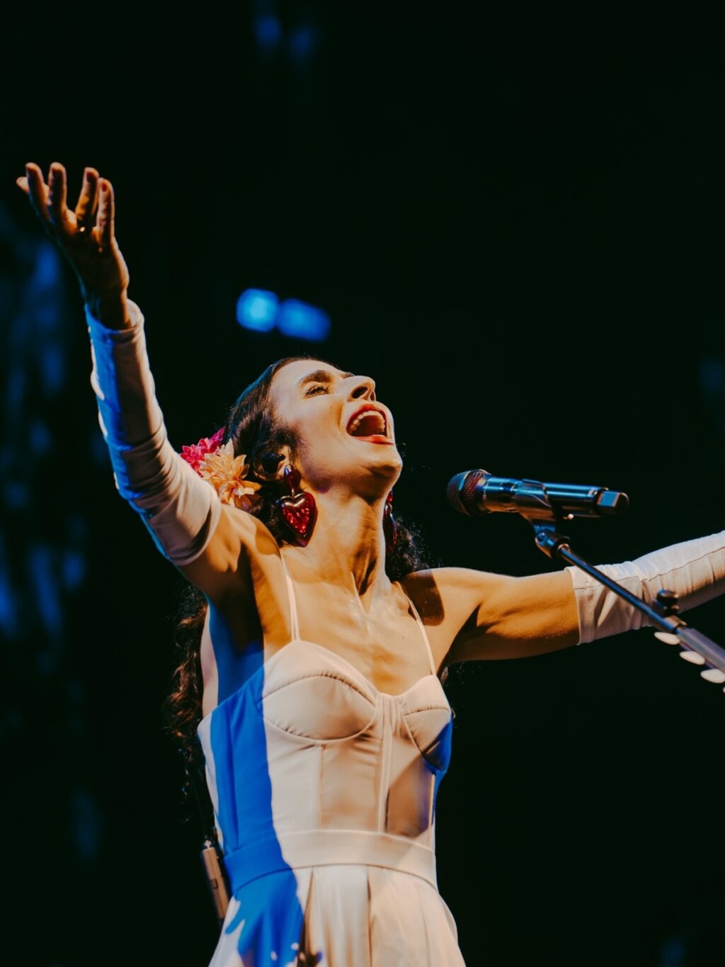 Eita! “Brutal Paraíso” de Luísa Sonza tem faixa que lembra Marisa Monte, dizem internautas