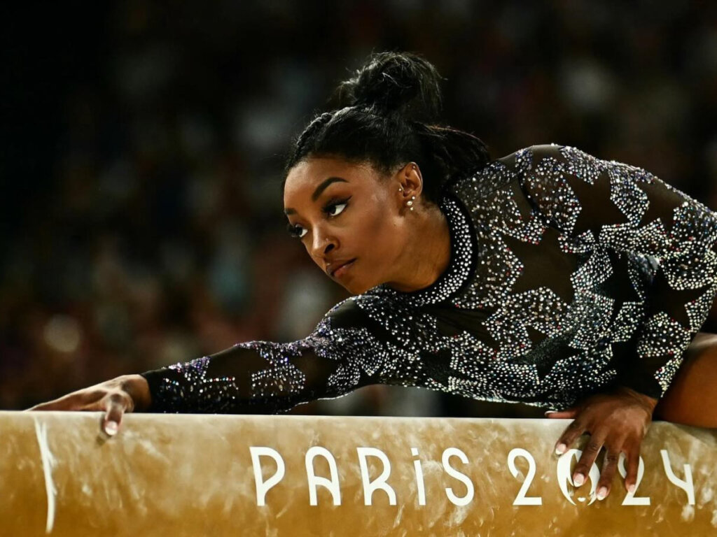 Bomba no Mundo da Ginástica: Simone Biles Pensa em Pular 2028!