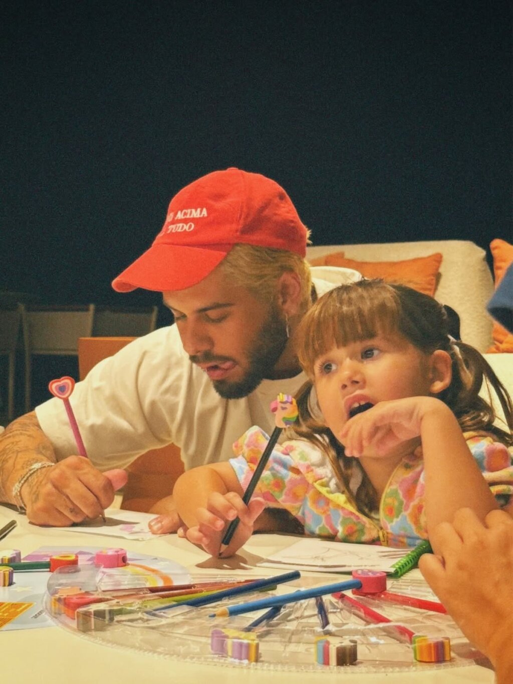 Alerta Vermelho na Educação: Filhas de Zé Felipe e Virginia Teriam Comparecido a Apenas 13 Dias de Aula… em 2026!