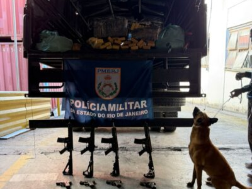 Herói de Quatro Patas! Cão Policial Encontra Quase 50 Toneladas de Maconha no RJ