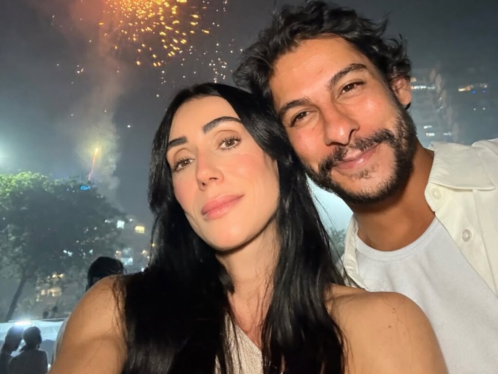 BOMBA! Michelle Barros e Shia Phoenix Anunciam Gravidez Após Romance em Reality!