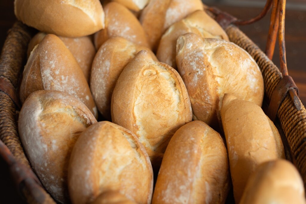 Pão Redondo ‘Saudável’? Farofa Alerta: Ele Engana Mais do Que Parece!