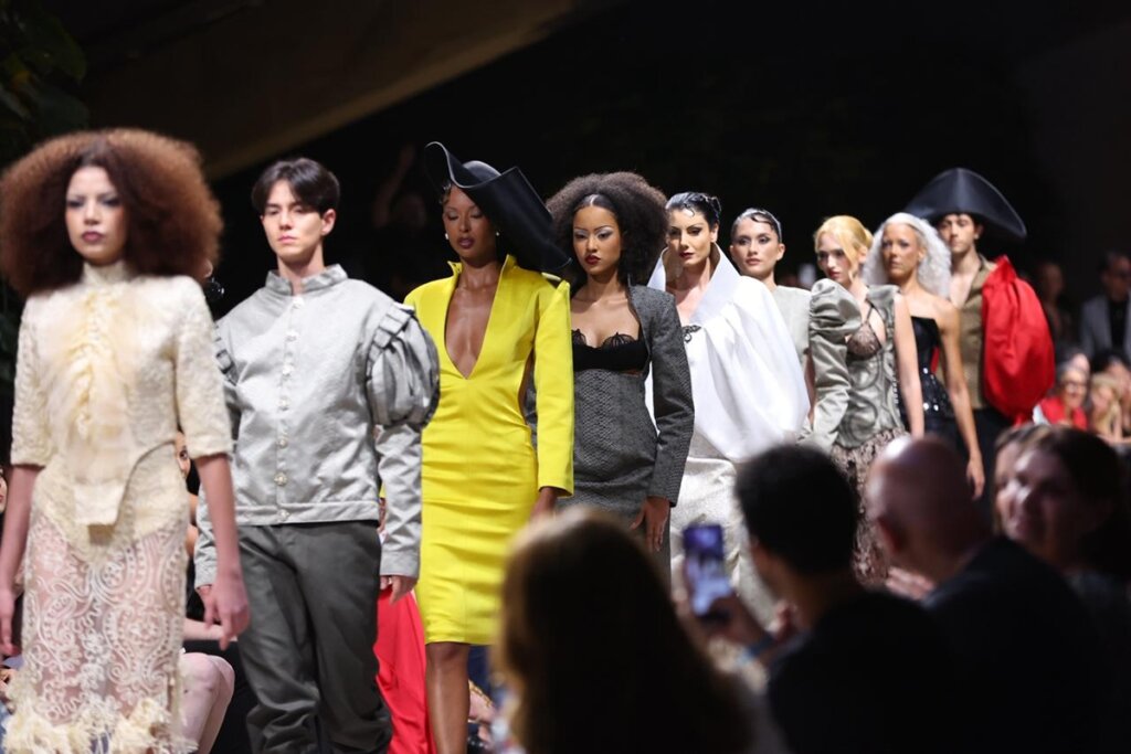 Metrópoles Catwalk: DF Lacra no Cenário Nacional da Moda!