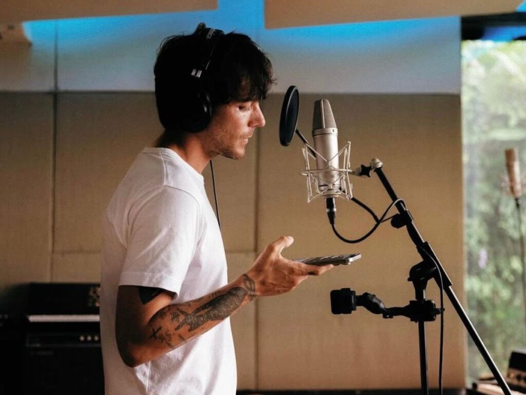 Louis Tomlinson Fala em Artista Brasileiro na Turnê, Mas Dá Um Banho de Água Fria em Fãs de Anitta!