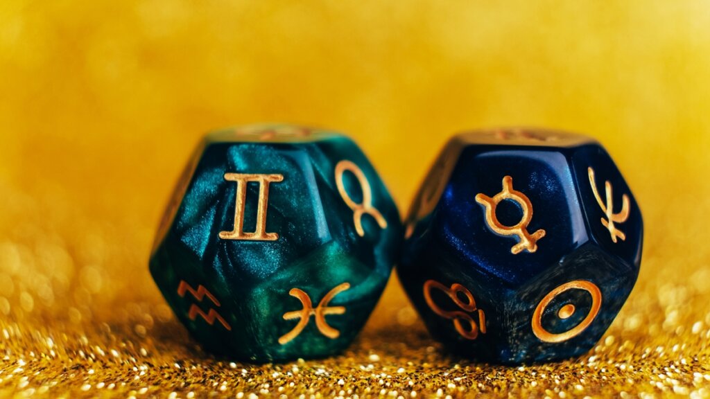 A Roda da Fortuna Gira! 4 Signos Vão Faturar MUITO Nesta Semana!