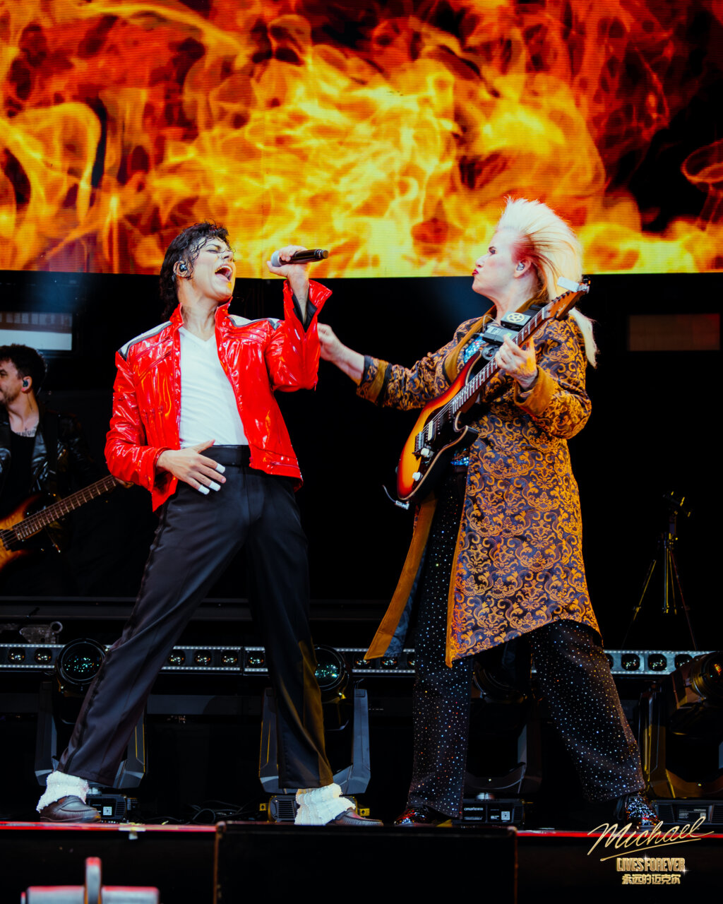 Após Sucesso na China, Músicos de Michael Jackson Voltam com Rodrigo Teaser ao Brasil!