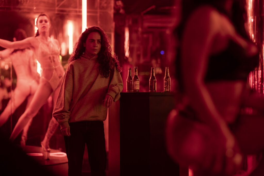 SEXO DE RISCO E DISNEY? Alice Braga Protagoniza Longa Polêmico!
