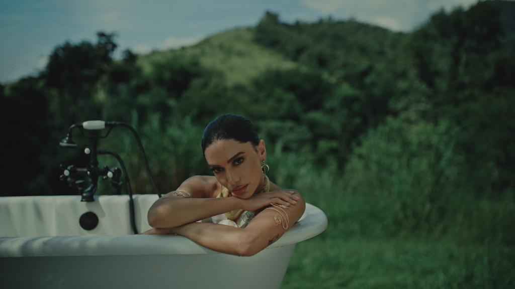 Anitta BOMBOU TUDO! “EQUILIBRIVM TOUR” ganha mais uma data e fãs vão à loucura!