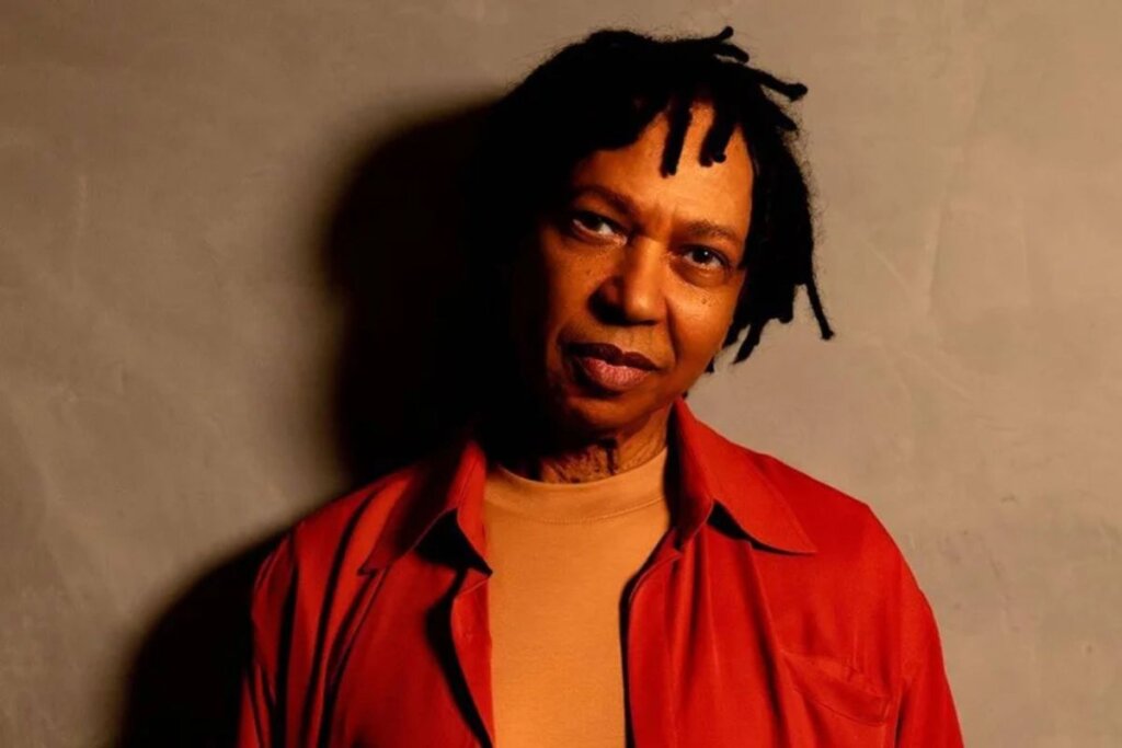 Djavan Incendeia Allianz Parque em Estreia de Turnê dos 50 Anos e Prova Eternidade!