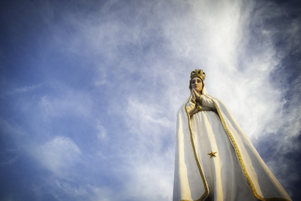 FAROFA DA FÉ: É Dia de Nossa Senhora de Fátima e a Galera Tá On na Oração!