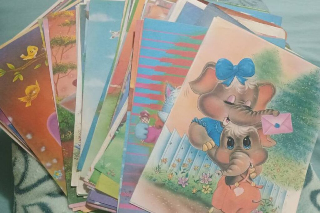 O Resgate Perfumado: Papéis de Carta Trazem Conforto Analógico na Era Digital
