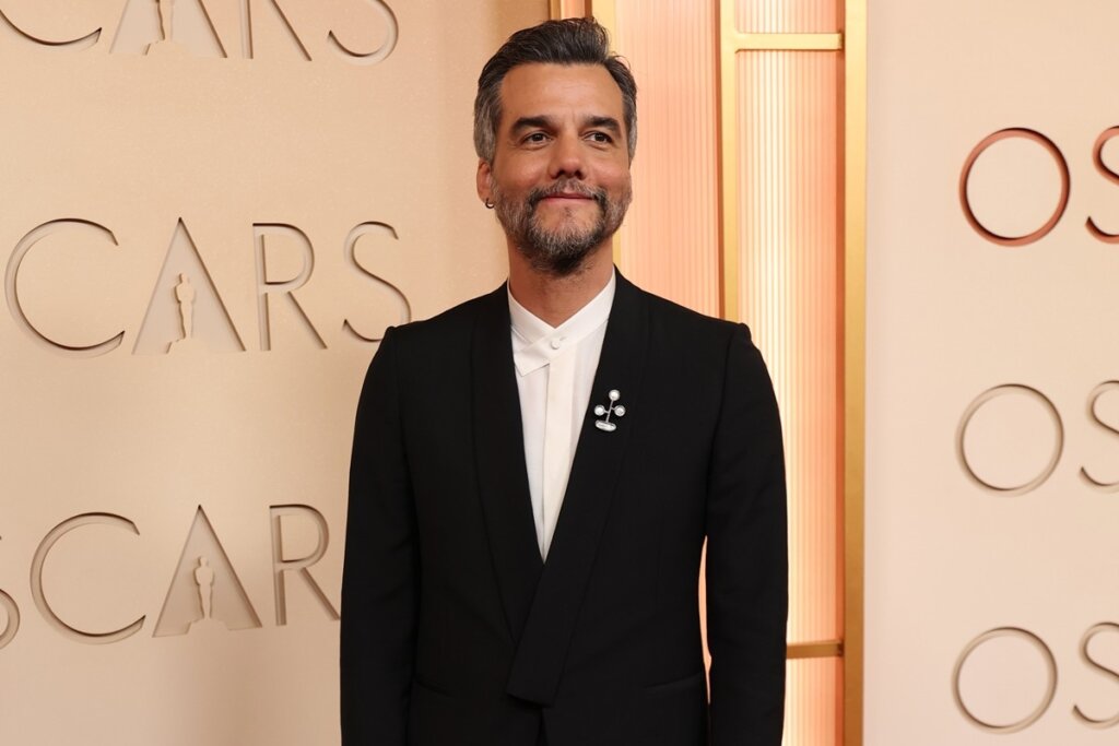 Wagner Moura Causa Alvoroço na Web com Novo Visual para Filme!