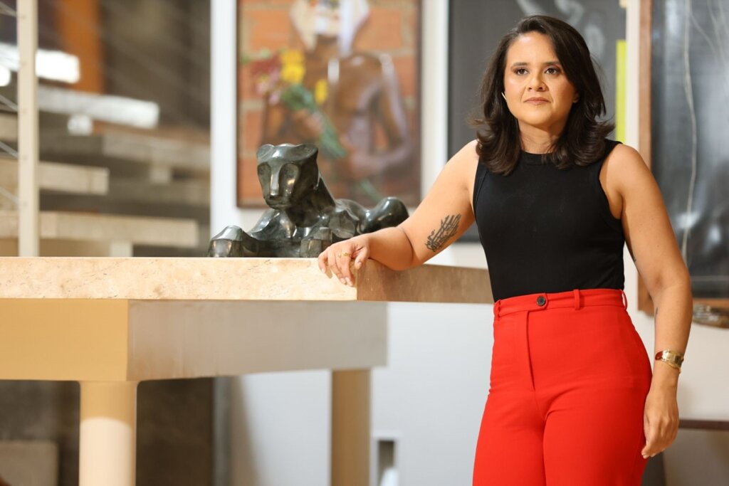Monica Tachotte prepara mostra imperdível no Teatro Nacional!