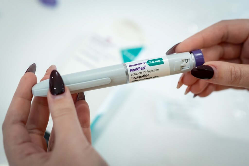 Mounjaro na Adolescência: Nutricionista Acende o Alerta Vermelho!