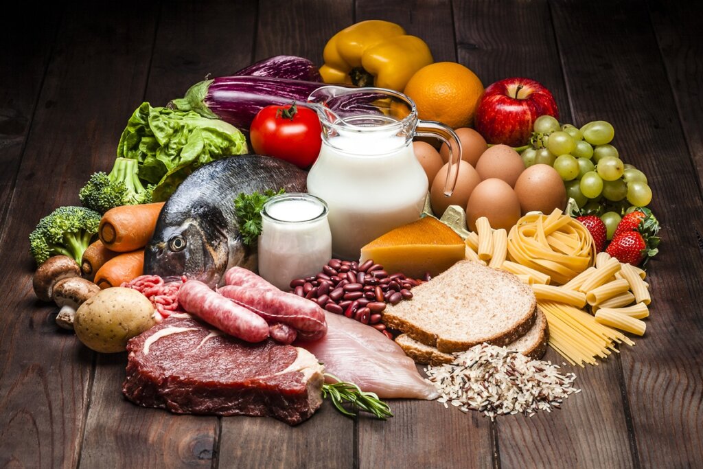 Adeus, Frango com Ovo! Conheça 7 Proteínas para Turbinar Seu Cardápio