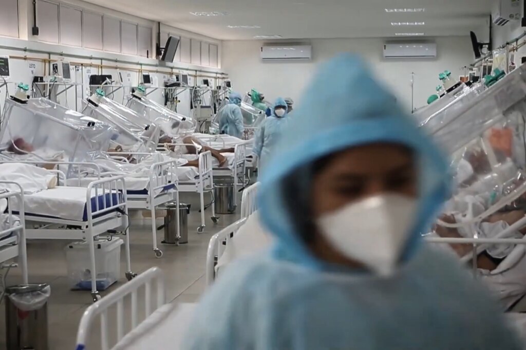Diretora de “Anatomia do Caos” compara CPI da Covid ao BBB e revela: “Era viciada”!