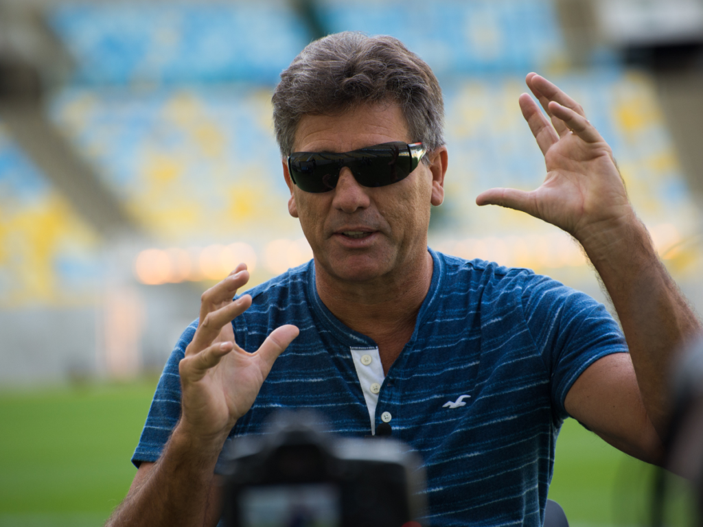 ACABOU O AMOR! Renato Gaúcho Demitido do Vasco Após Barraco por Planejamento!