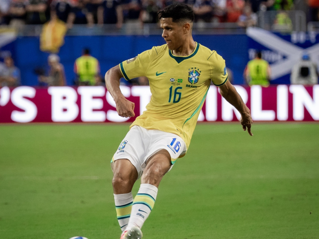 Brasil Surpreende e Poupa ‘Seleção’ de Titulares em Treino Chave Antes do Mata-Mata!