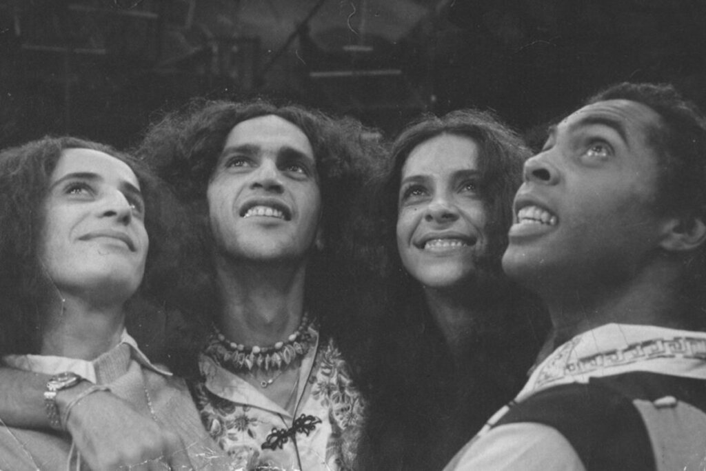 Doces Bárbaros: A História das Lendas da MPB Ganha Livro!
