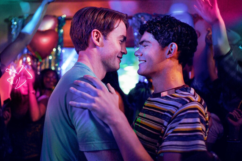 Celebre o Amor e a Diversidade: Séries LGBTQIA+ para o Dia do Orgulho!
