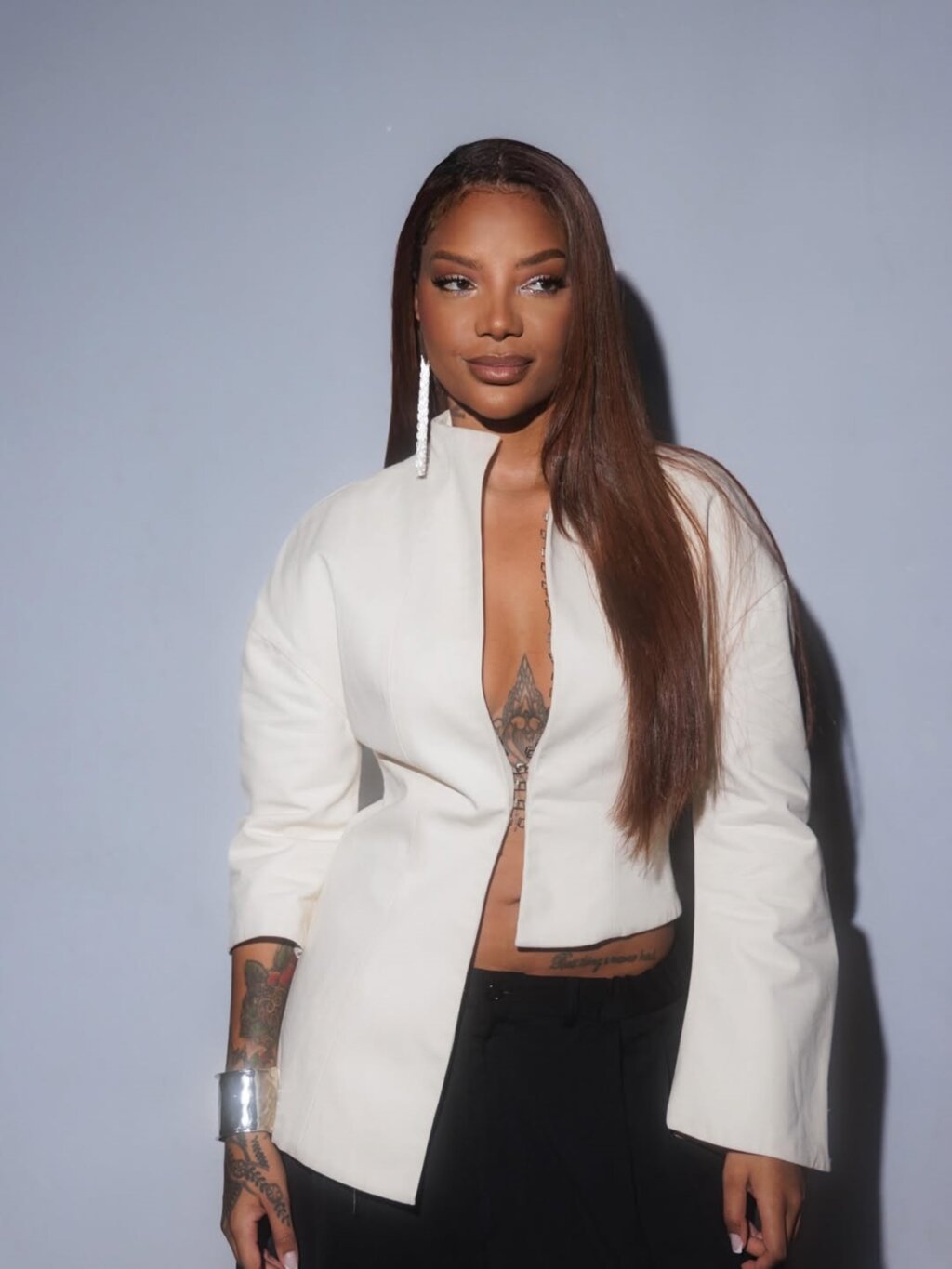 Ludmilla Bota Gelo No Champanhe! Cantora assina com GH Music e admite: “Não dava pra construir arranha-céu sozinha!”