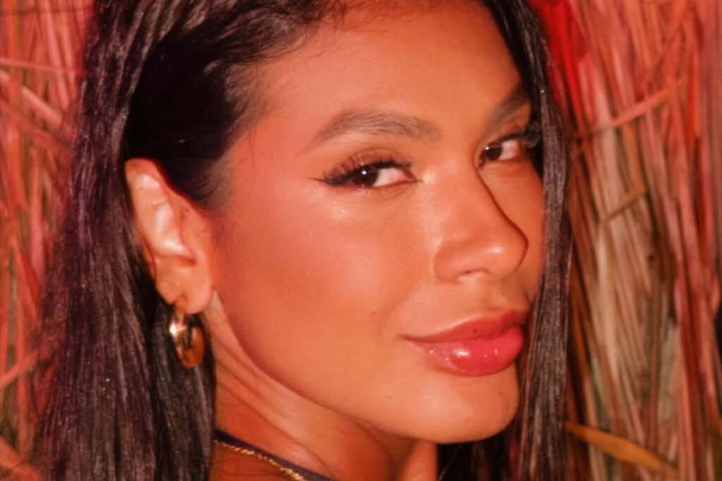 Pocah passa por cirurgia íntima de emergência e cancela show em evento LGBT