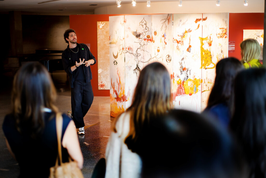 Cansou do Algoritmo? Mostra ‘Constelações Contemporâneas’ te dá a liberdade de escolher!