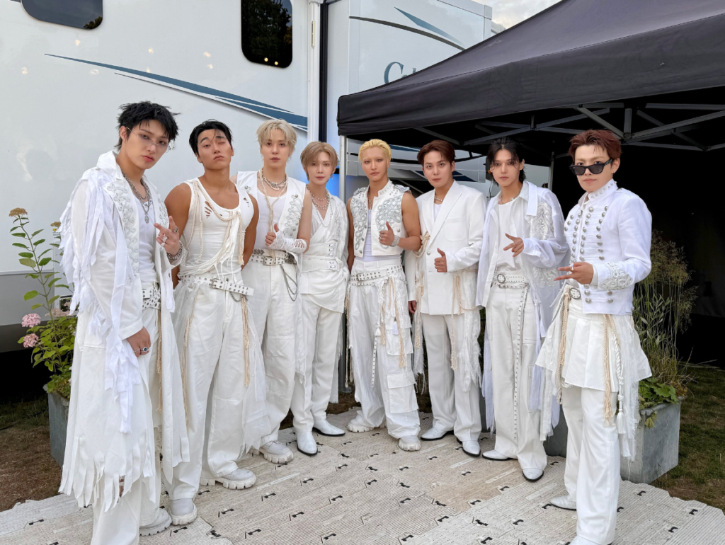 ATEEZ FAZ HISTÓRIA E QUEBRA RECORDE COM TERCEIRO 1 NA BILLBOARD 200!