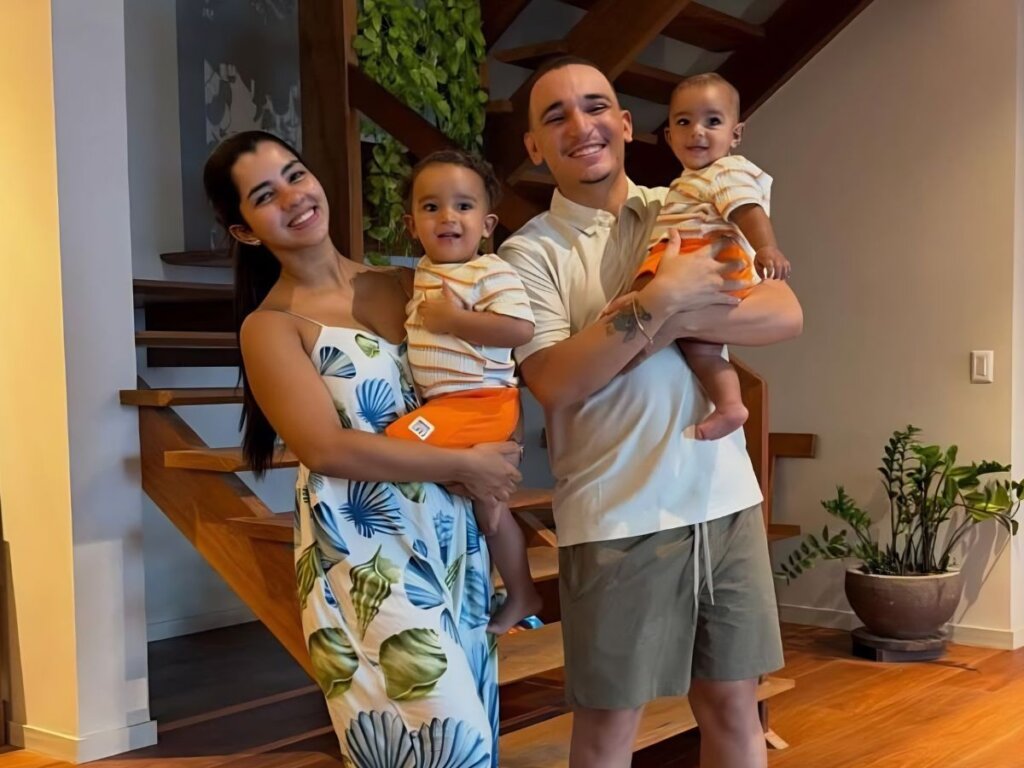 Coração de Mãe! Ary Mirelle leva filhos para primeira vez no cinema em sessão exclusiva