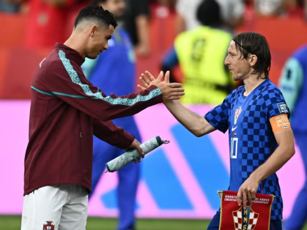 CR7 faz história, salva Portugal e milésima bola fica no cheirinho!