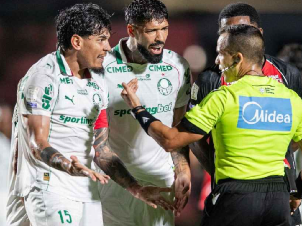 Vitória Expõe Abel Ferreira: “Mais que o Dobro” de Expulsões!