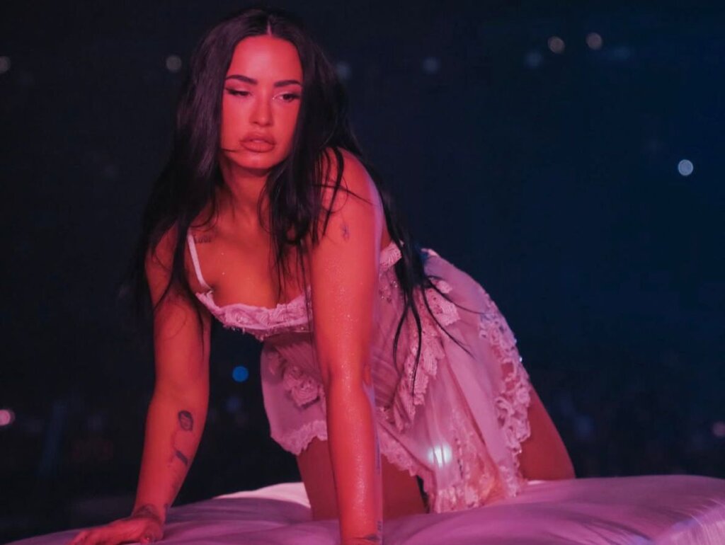 Demi Lovato brinca com 5º documentário e a web pira!