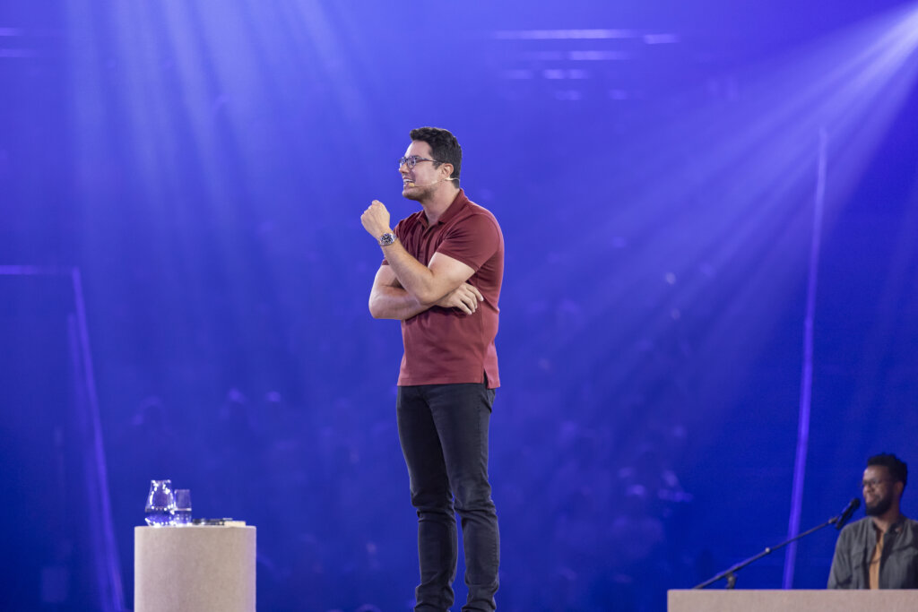 Deive Leonardo e Leo Dias: A Conexão ‘Improvável’ Que Ninguém Esperava!