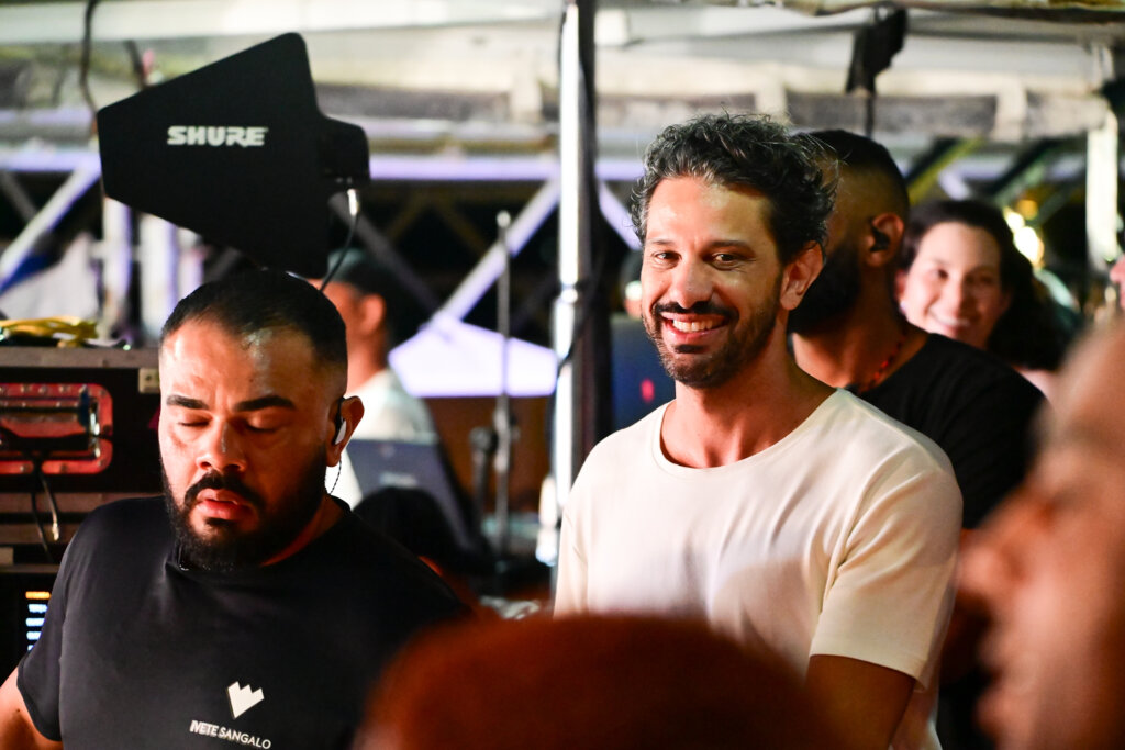 Thiago Maia Acompanha Ivete Sangalo em Festival Quente em Fortaleza!