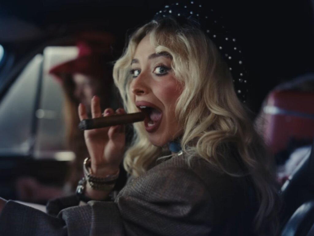 Cigarro no Palco: Artistas Pop glamourizam o fumo e acendem alerta para os fãs!