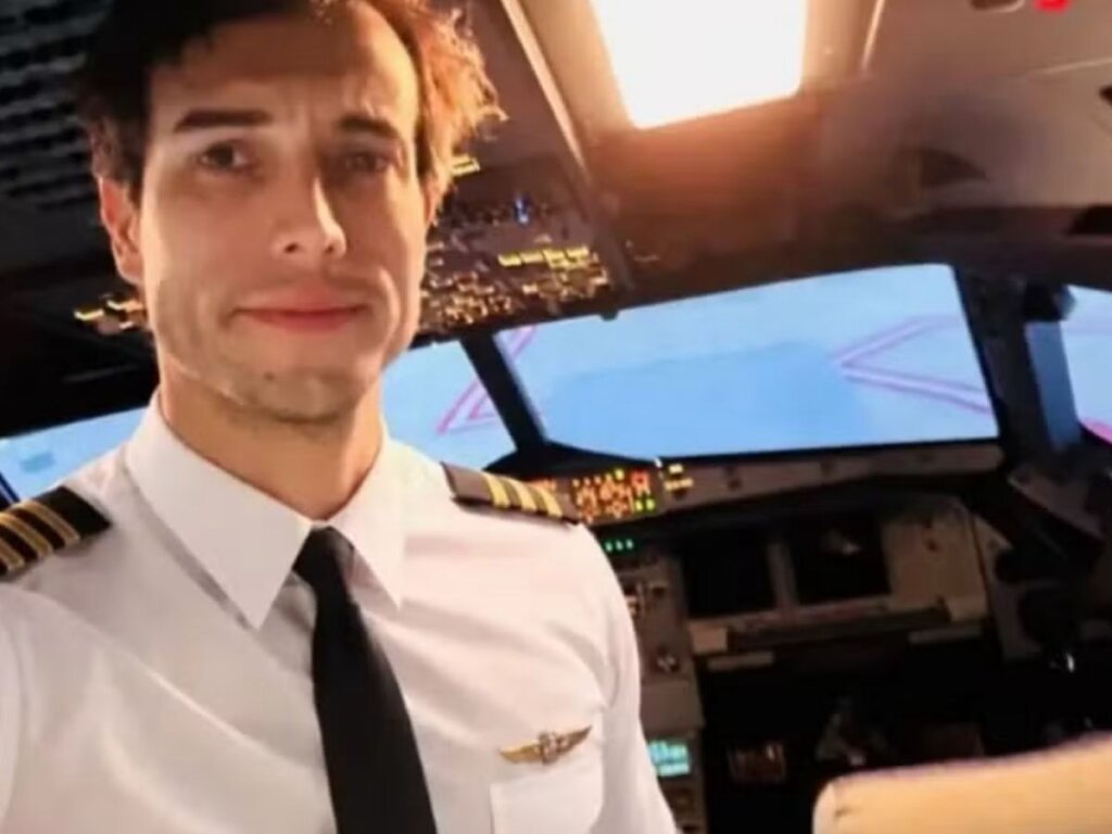 CHOCANTE! Piloto salta de avião e abandona aluna em pleno voo na Argentina!